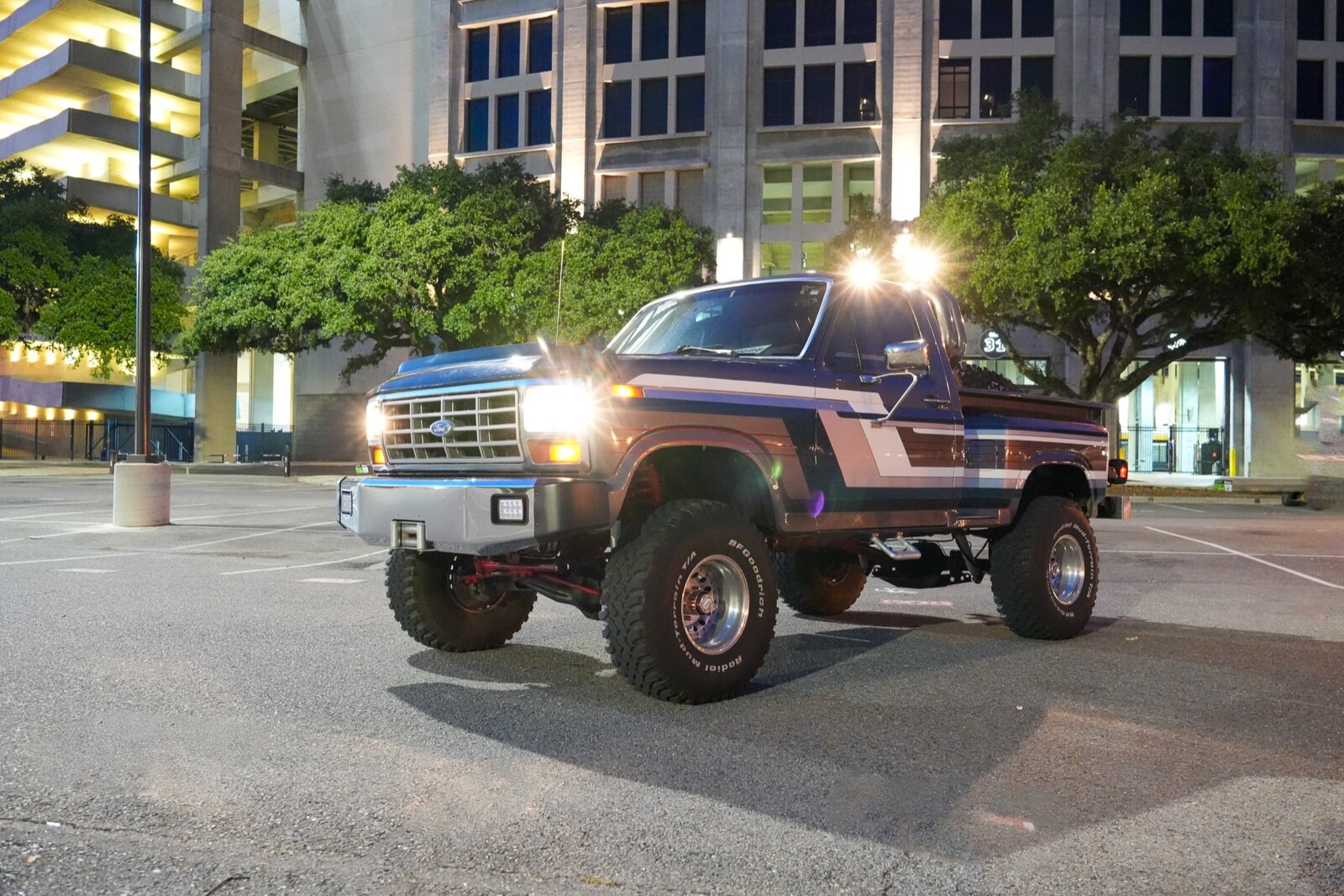 Ford-F-150-1983-Truck-38