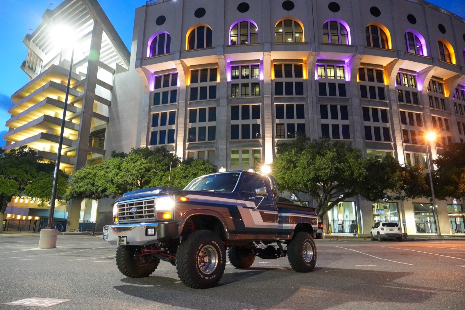 Ford-F-150-1983-Truck-39