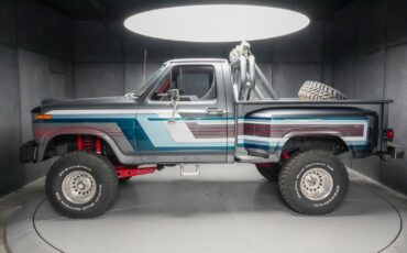 Ford-F-150-1983-Truck-4