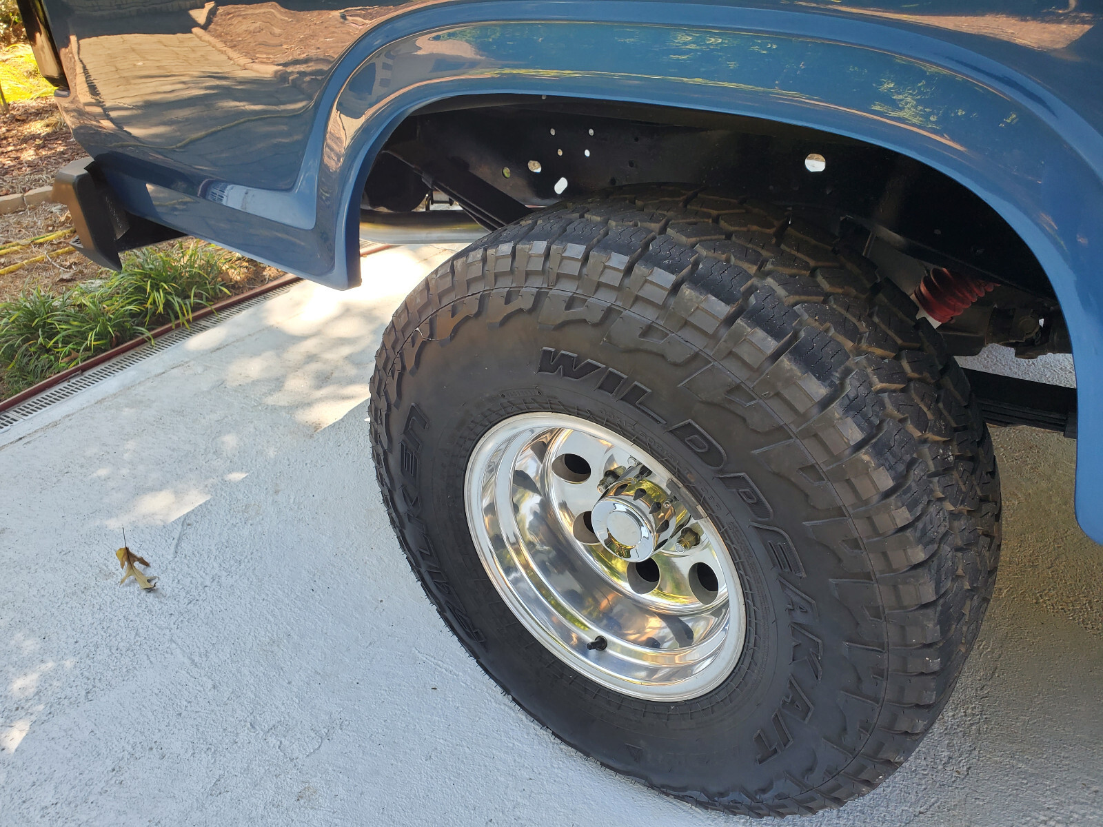 Ford-F-150-1984-Pickup-Truck-8