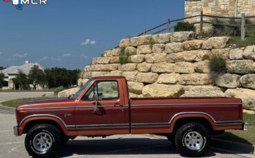 Ford-F-150-1984-Standard-Cab-Pickup-11