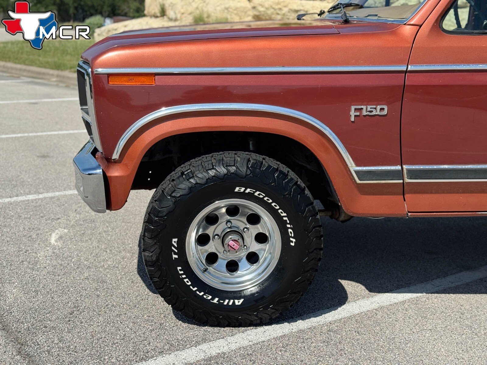 Ford-F-150-1984-Standard-Cab-Pickup-14