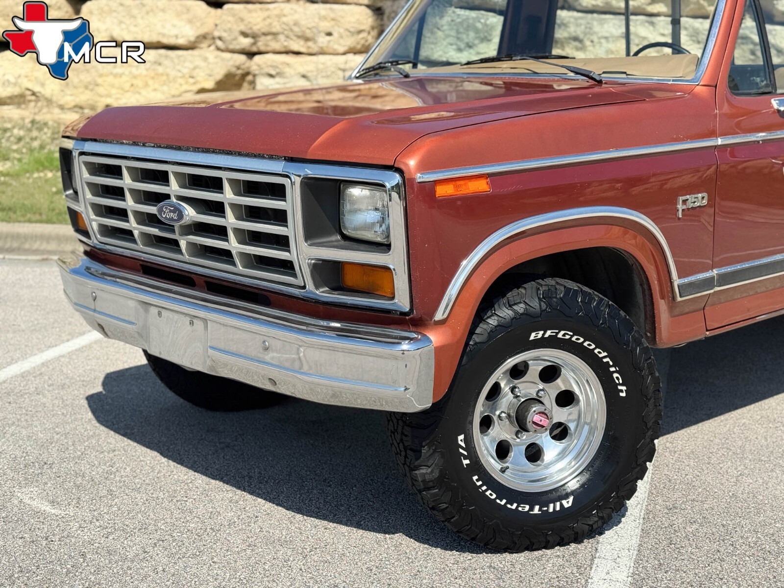 Ford-F-150-1984-Standard-Cab-Pickup-18