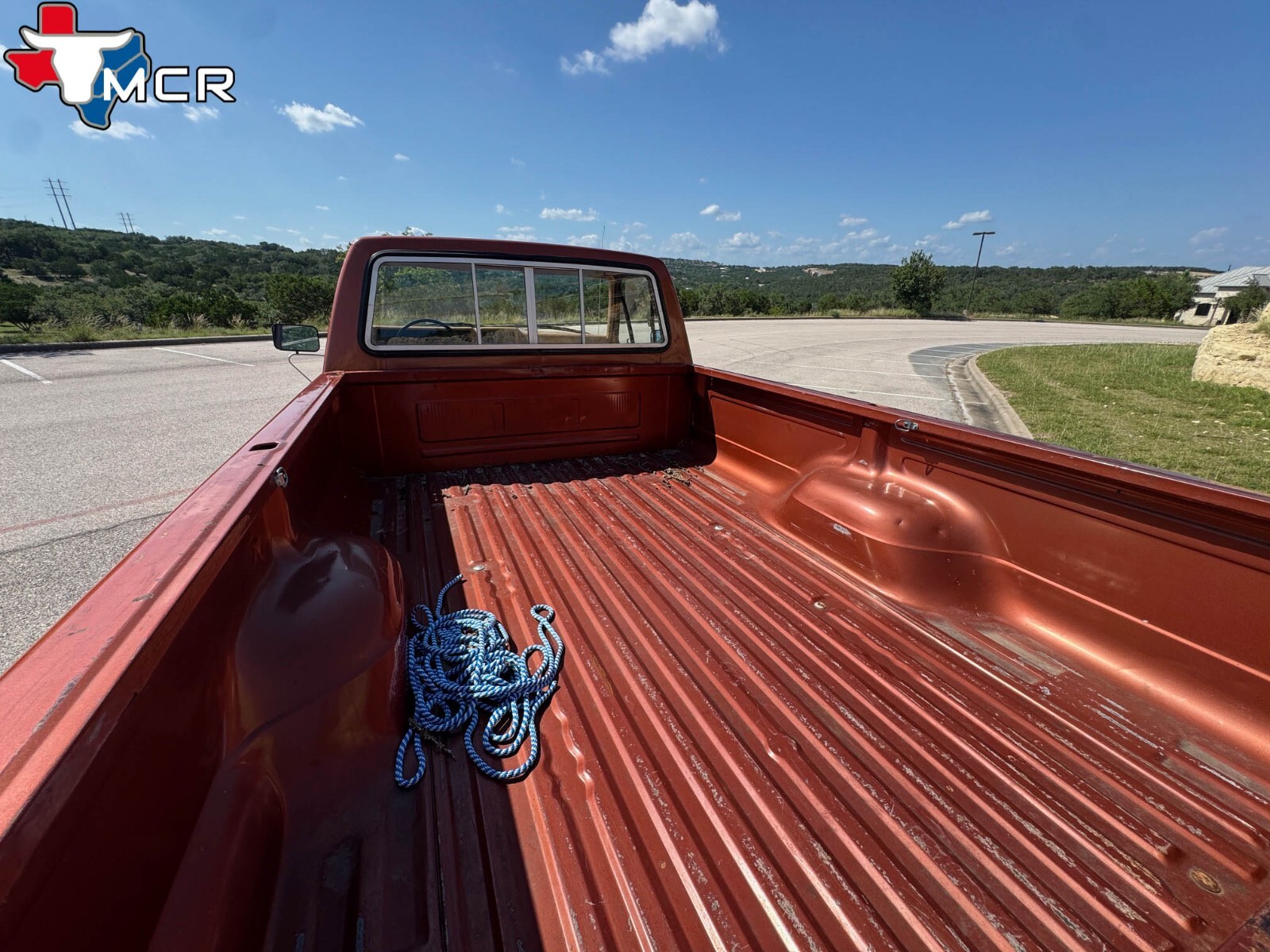 Ford-F-150-1984-Standard-Cab-Pickup-22