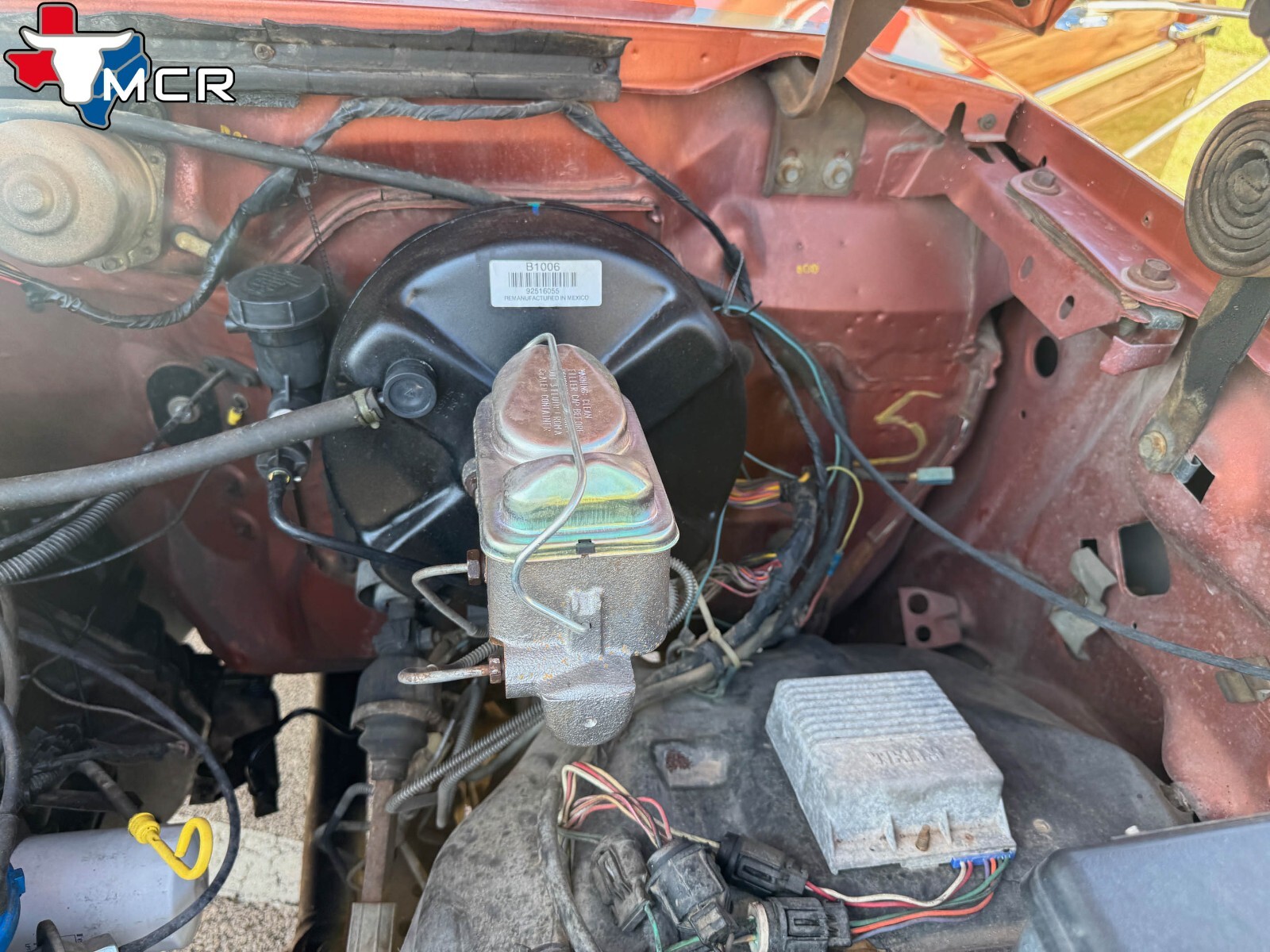 Ford-F-150-1984-Standard-Cab-Pickup-25