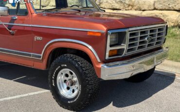 Ford-F-150-1984-Standard-Cab-Pickup-6