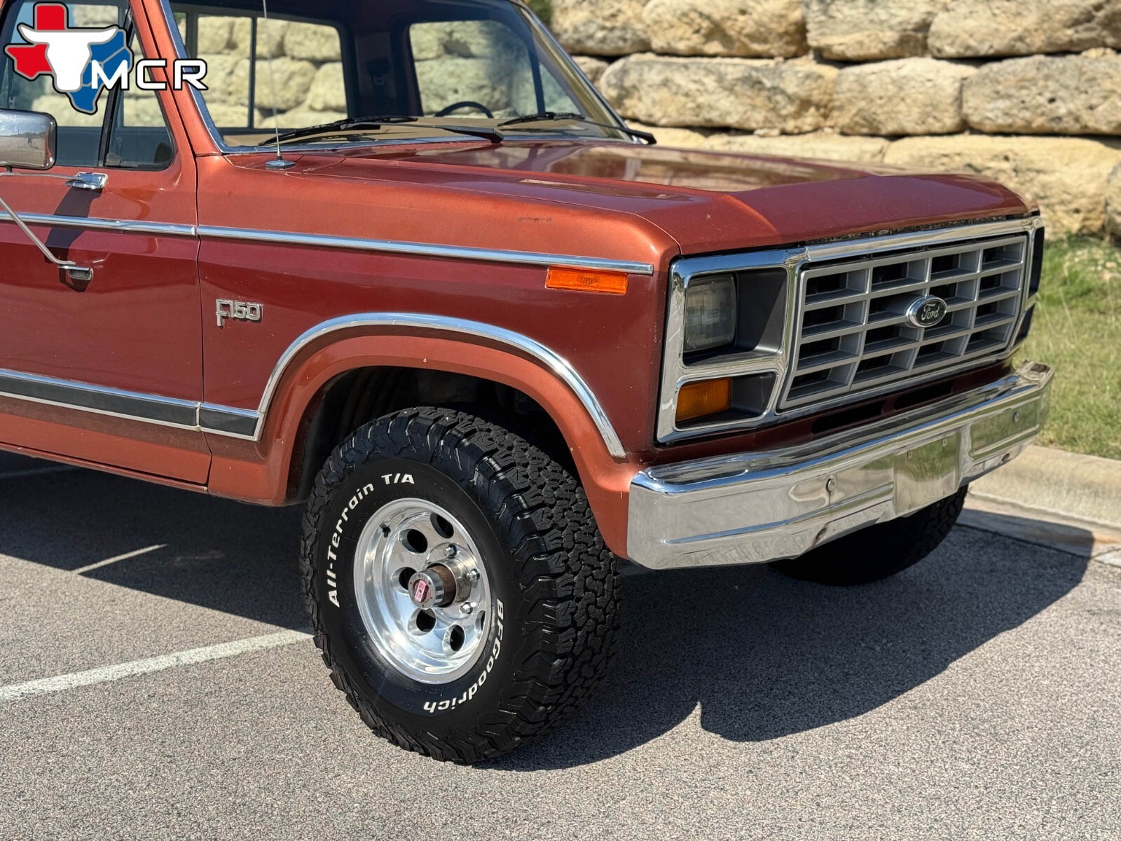 Ford-F-150-1984-Standard-Cab-Pickup-6