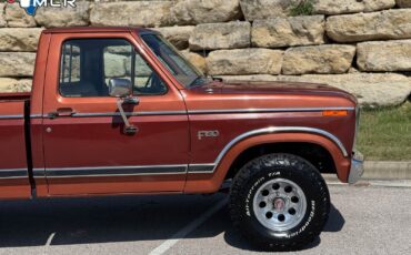 Ford-F-150-1984-Standard-Cab-Pickup-7