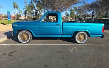 Ford-F-150-1985-4