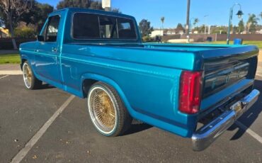Ford-F-150-1985-5