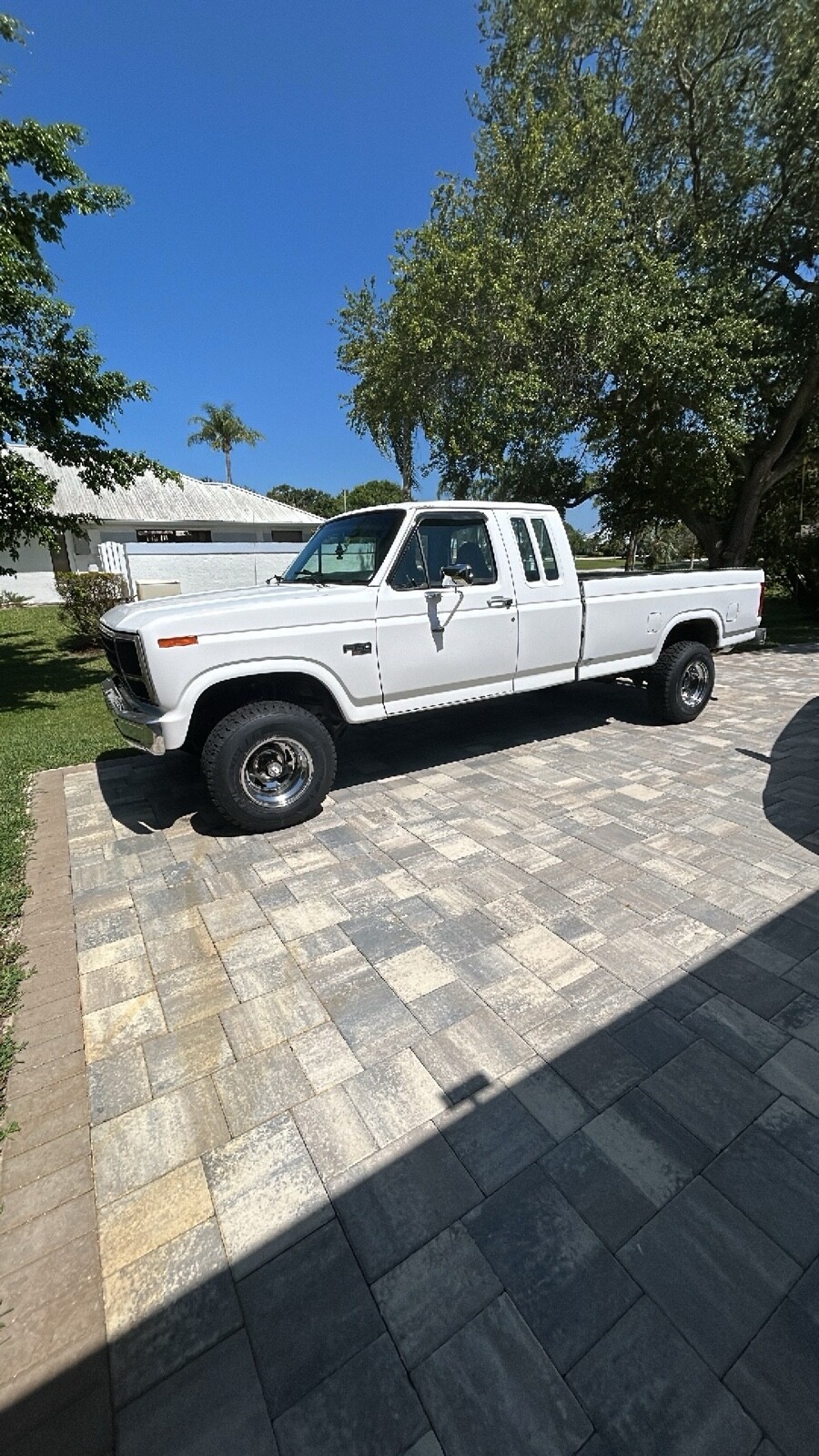 Ford F-150 1985