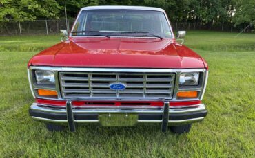Ford-F-150-1986-Standard-Cab-Pickup-1