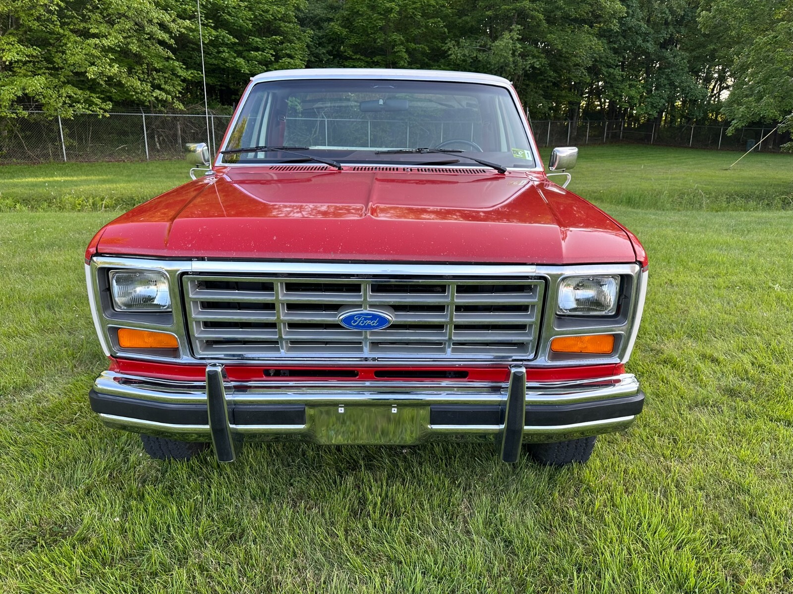 Ford-F-150-1986-Standard-Cab-Pickup-1