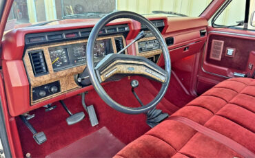 Ford-F-150-1986-Standard-Cab-Pickup-10