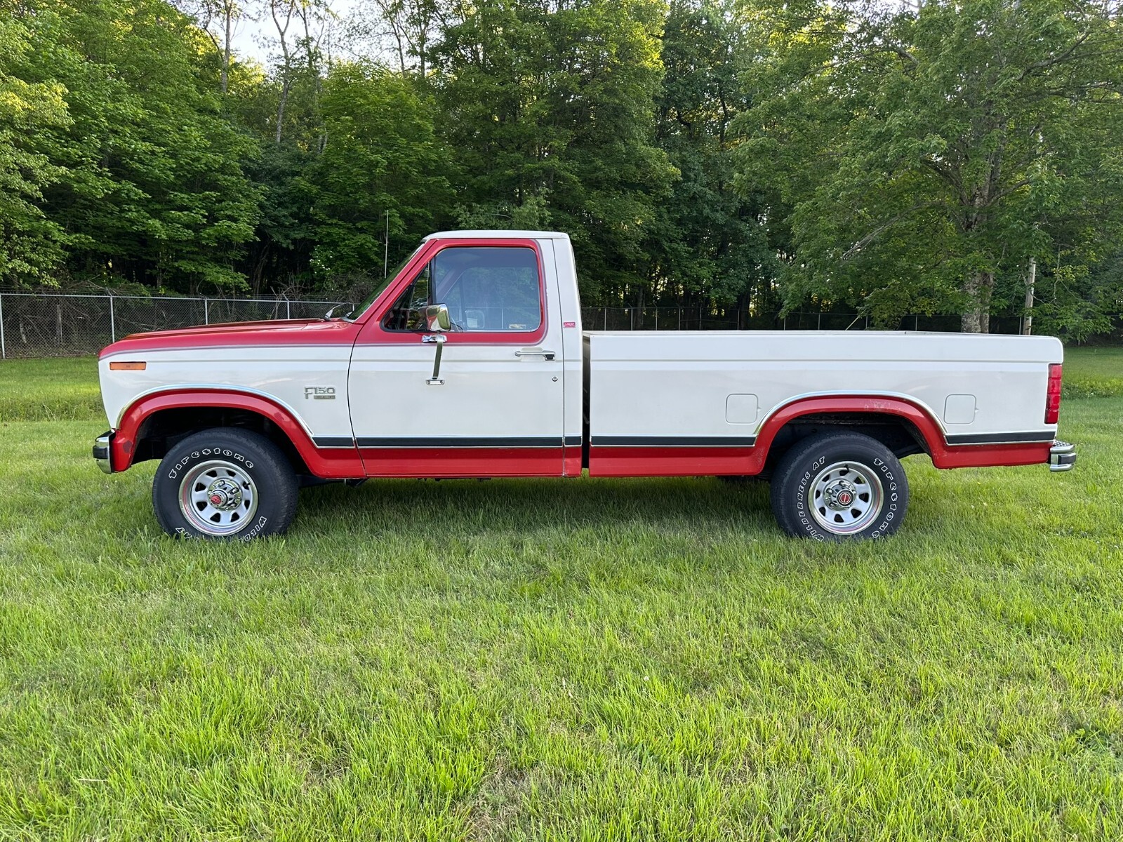 Ford-F-150-1986-Standard-Cab-Pickup-3