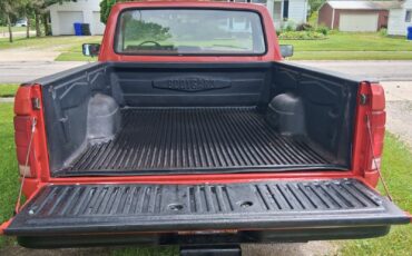Ford-F-150-1986-Standard-Cab-Pickup-4