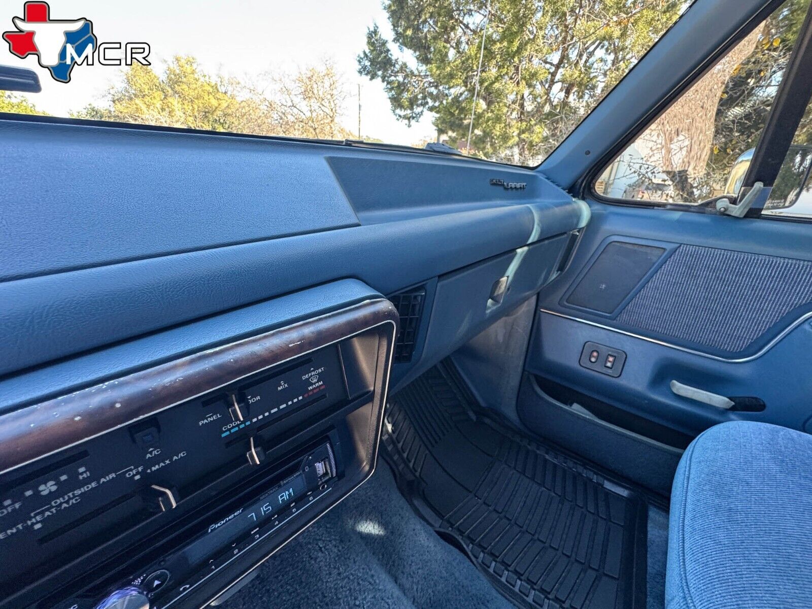 Ford-F-150-1988-Standard-Cab-Pickup-12