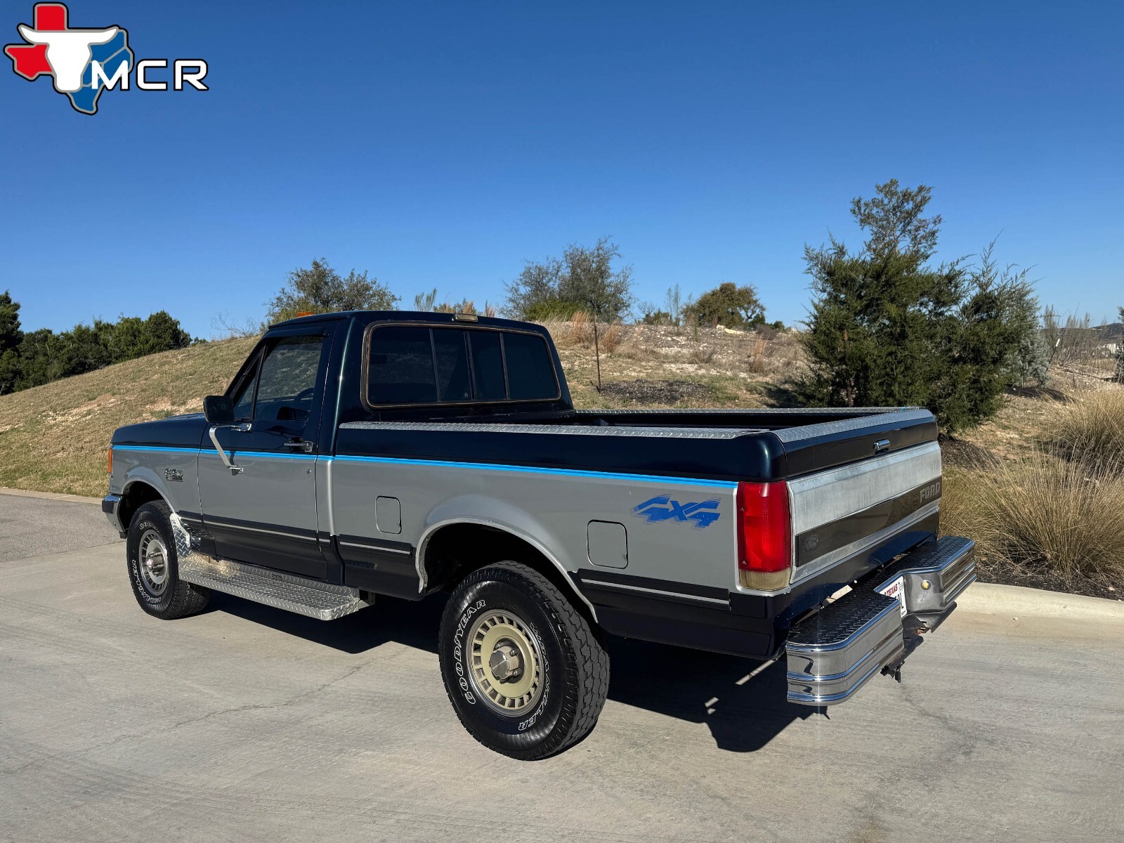Ford-F-150-1988-Standard-Cab-Pickup-8