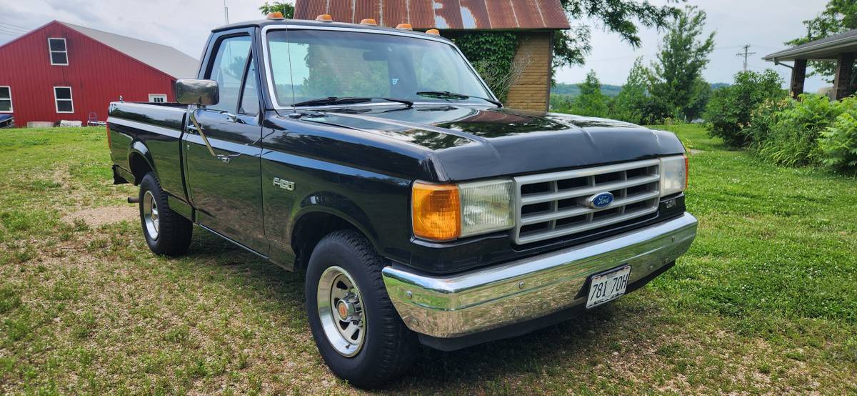 Ford-F-150-1991-black-1