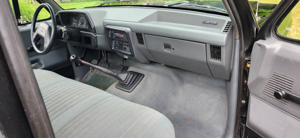 Ford-F-150-1991-black-13