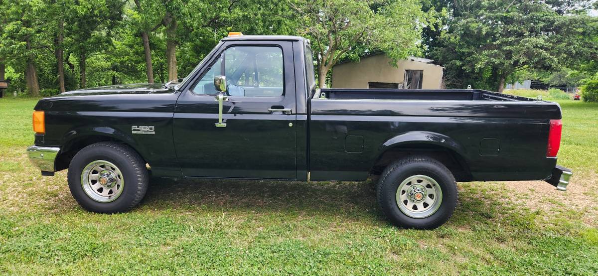 Ford-F-150-1991-black-6