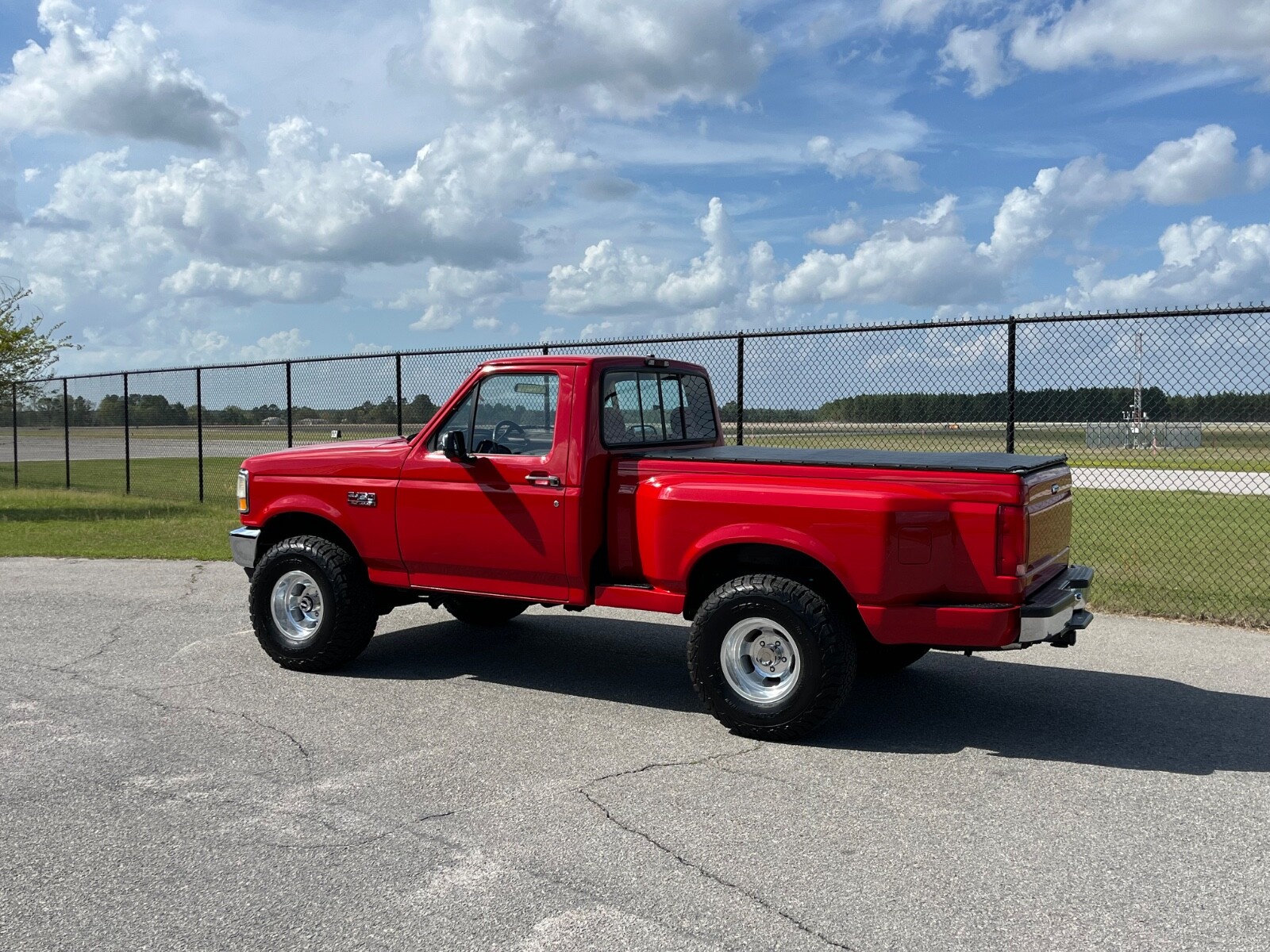 Ford-F-150-1994-Standard-Cab-Pickup-4