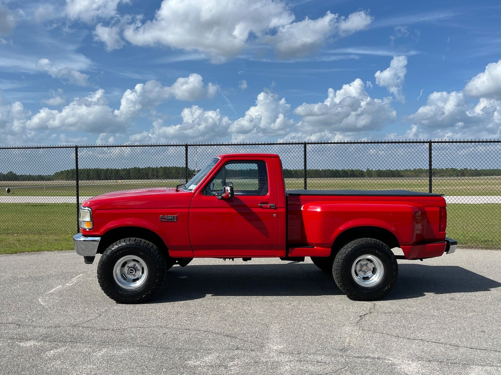 Ford-F-150-1994-Standard-Cab-Pickup-5