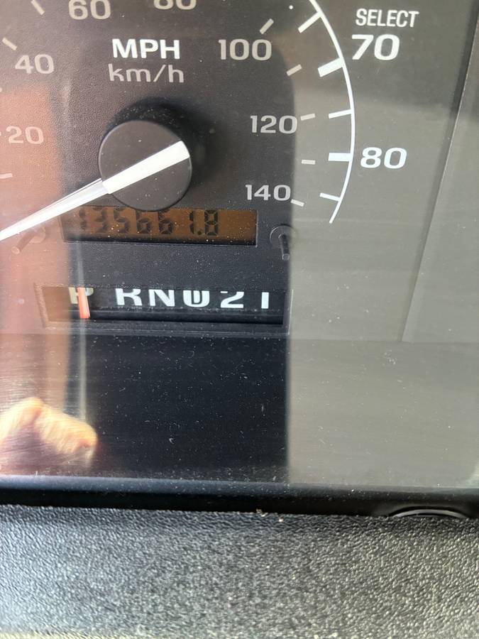 Ford-F-150-1994-white-2