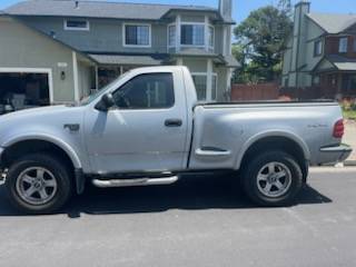 Ford F-150 stepside heritage  1994 silver