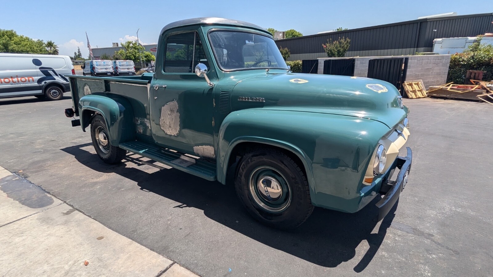 Ford-F-250-1954-Standard-Cab-Pickup-2