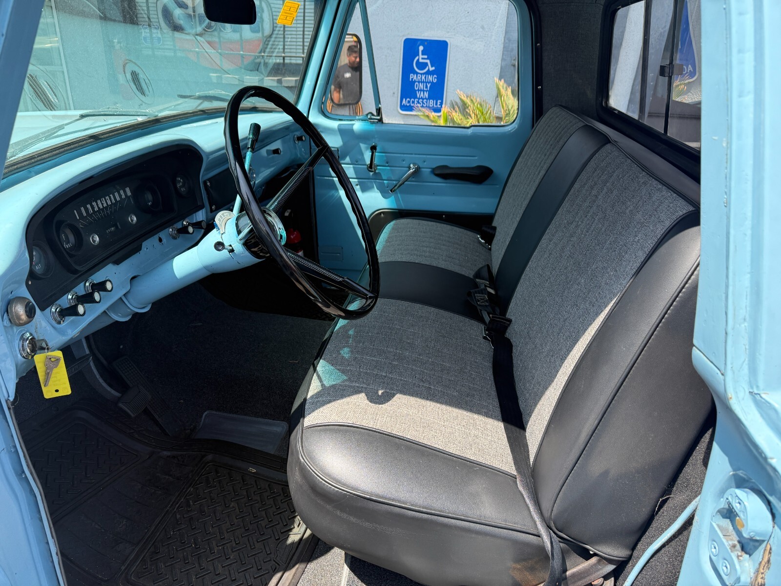 Ford-F-250-1965-6