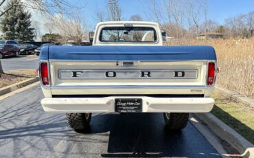 Ford-F-250-1967-Pick-Up-3