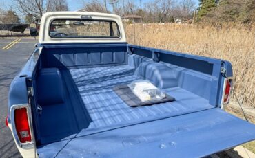 Ford-F-250-1967-Pick-Up-35