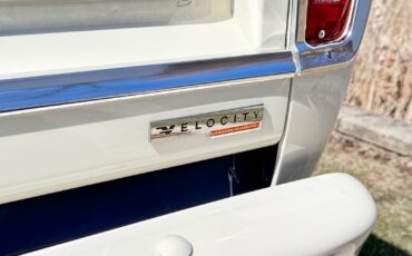 Ford-F-250-1967-Pick-Up-38