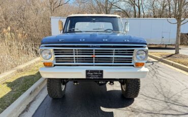 Ford-F-250-1967-Pick-Up-6