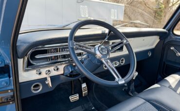 Ford-F-250-1967-Pick-Up-7