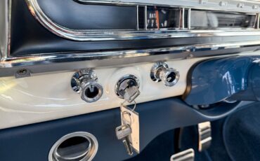 Ford-F-250-1967-Pick-Up-9
