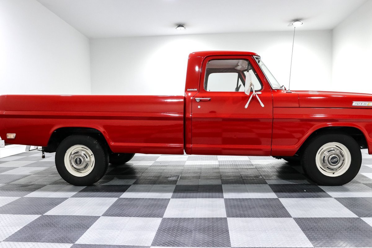 Ford-F-250-1968-Truck-7