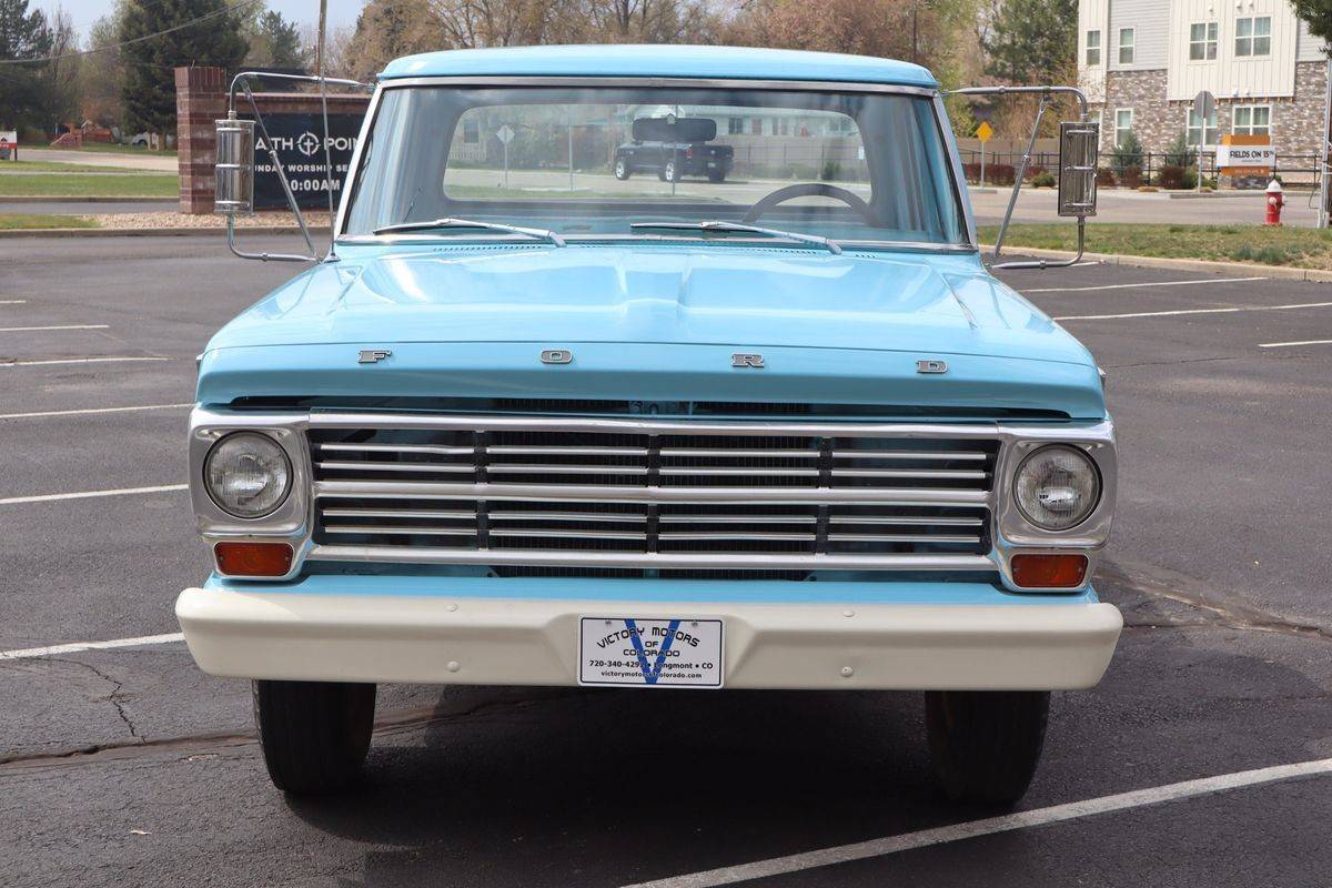 Ford-F-250-1968-blue-10