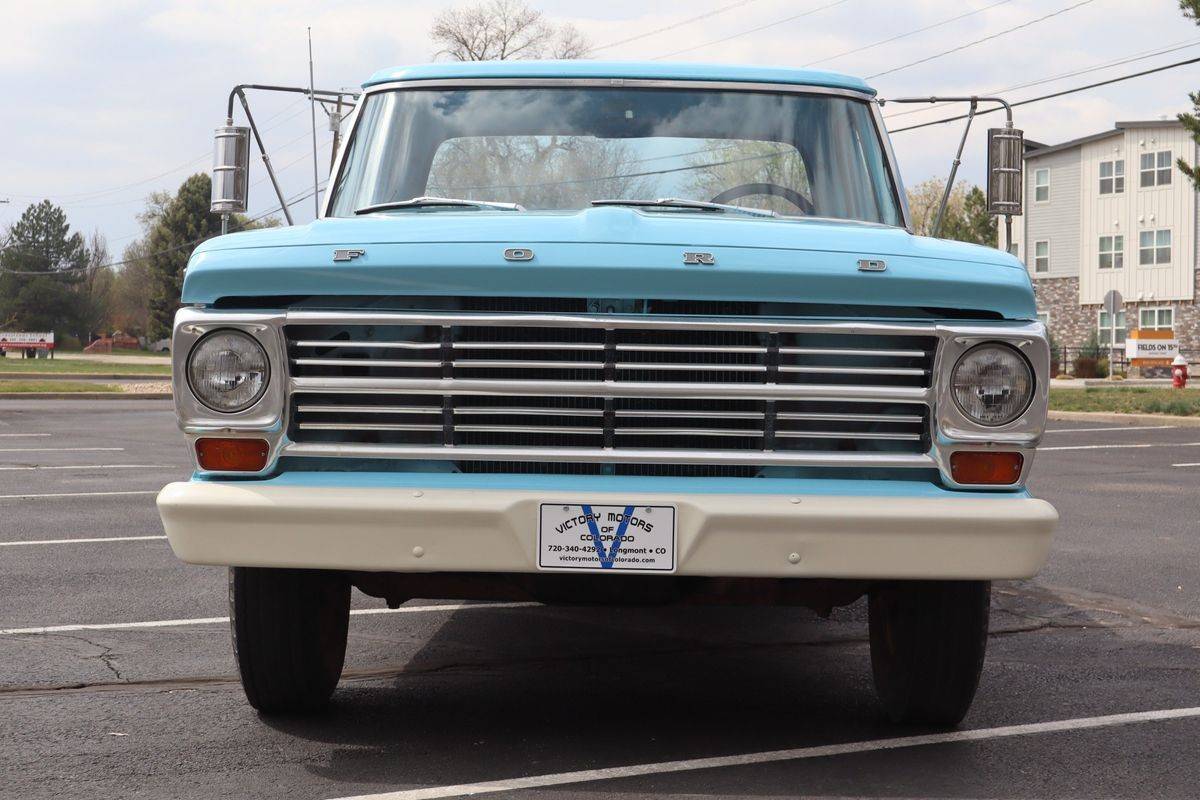 Ford-F-250-1968-blue-11