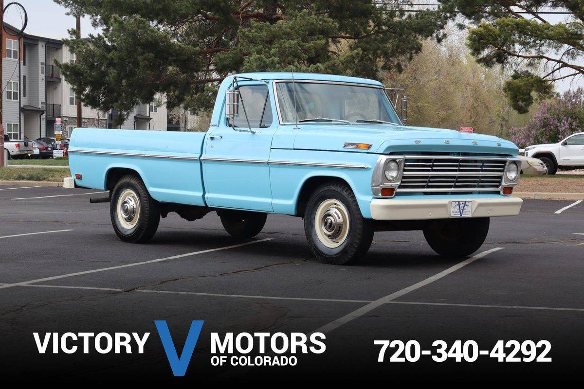 Ford-F-250-1968-blue-23