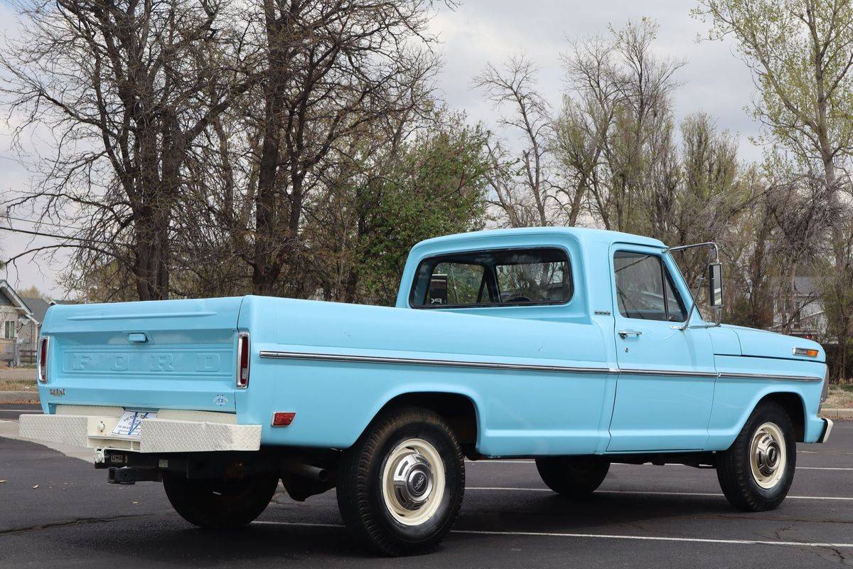 Ford-F-250-1968-blue-3