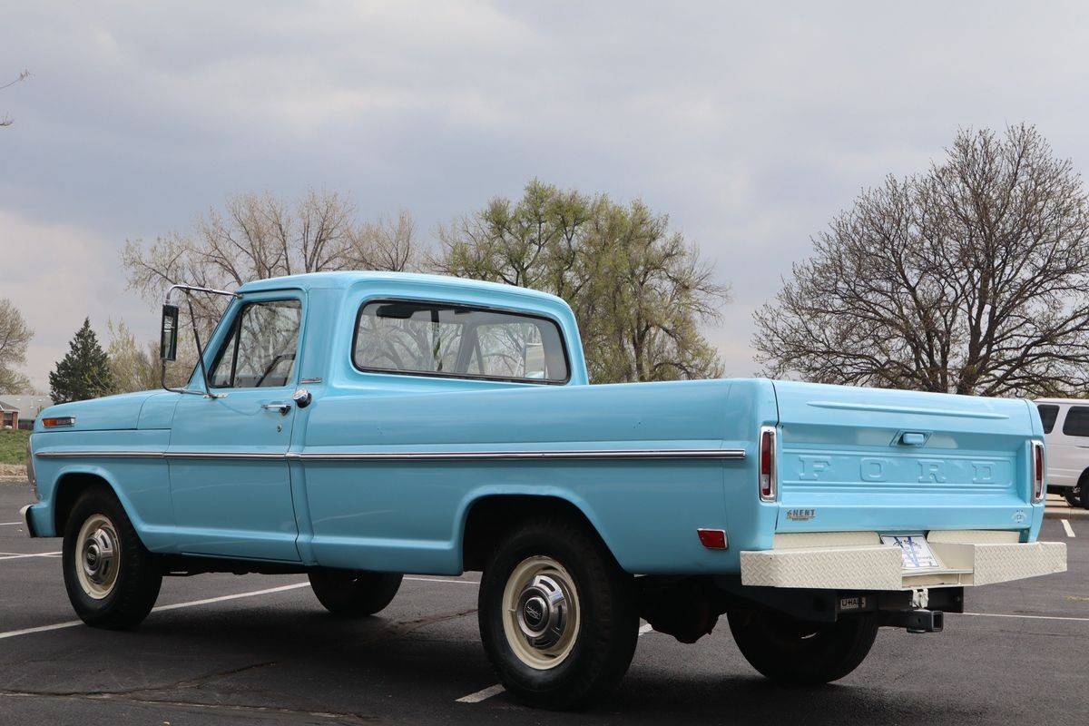 Ford-F-250-1968-blue-5