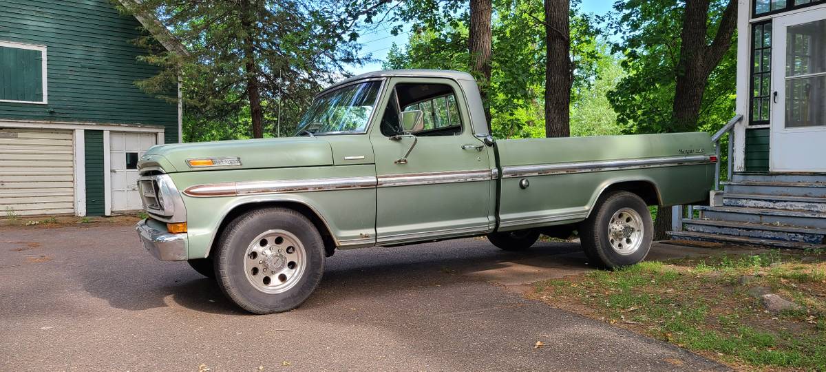 Ford F-250  1971 green