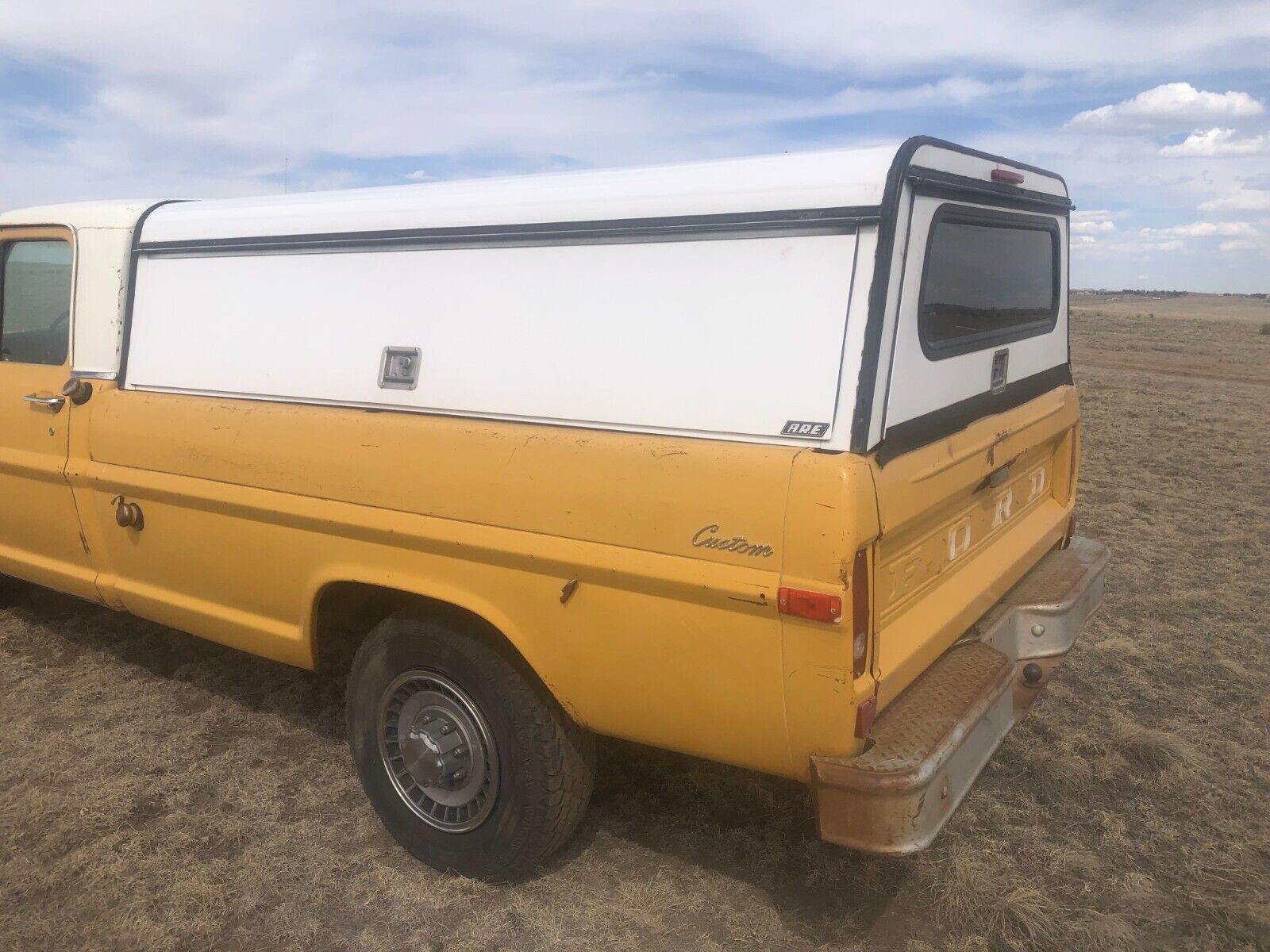 Ford-F-250-1972-3