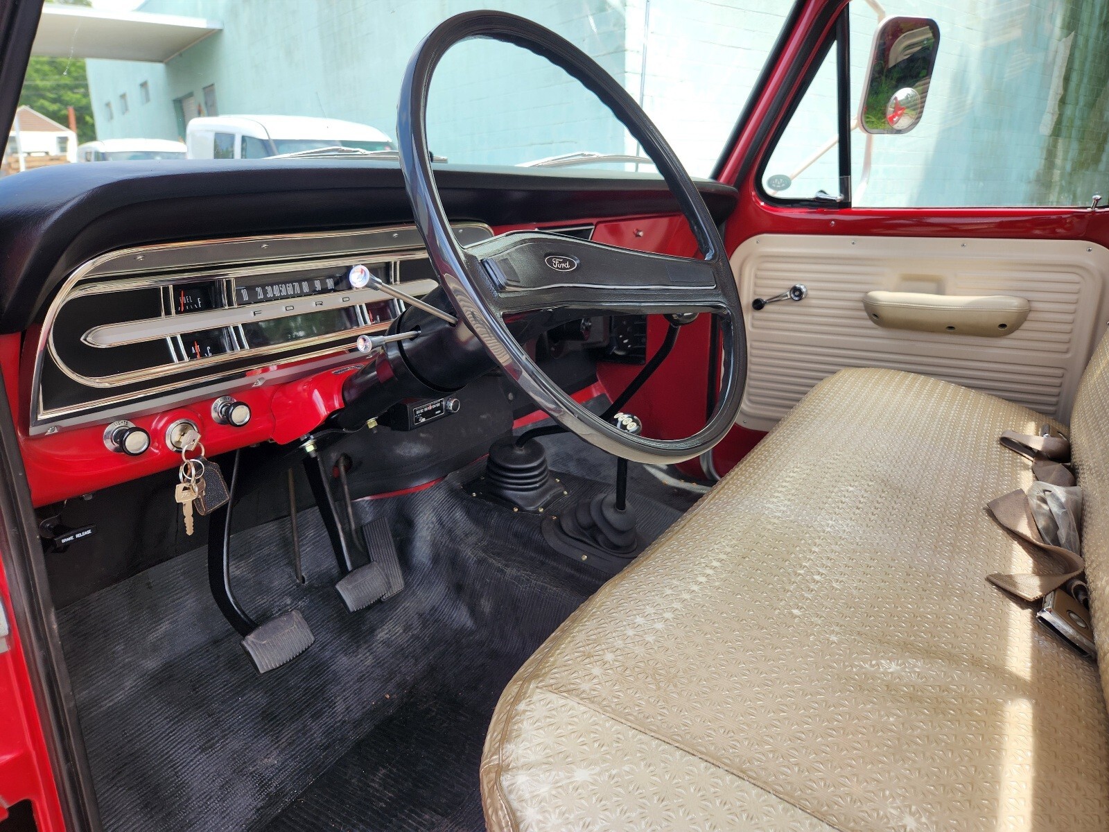 Ford-F-250-1972-Standard-Cab-Pickup-12