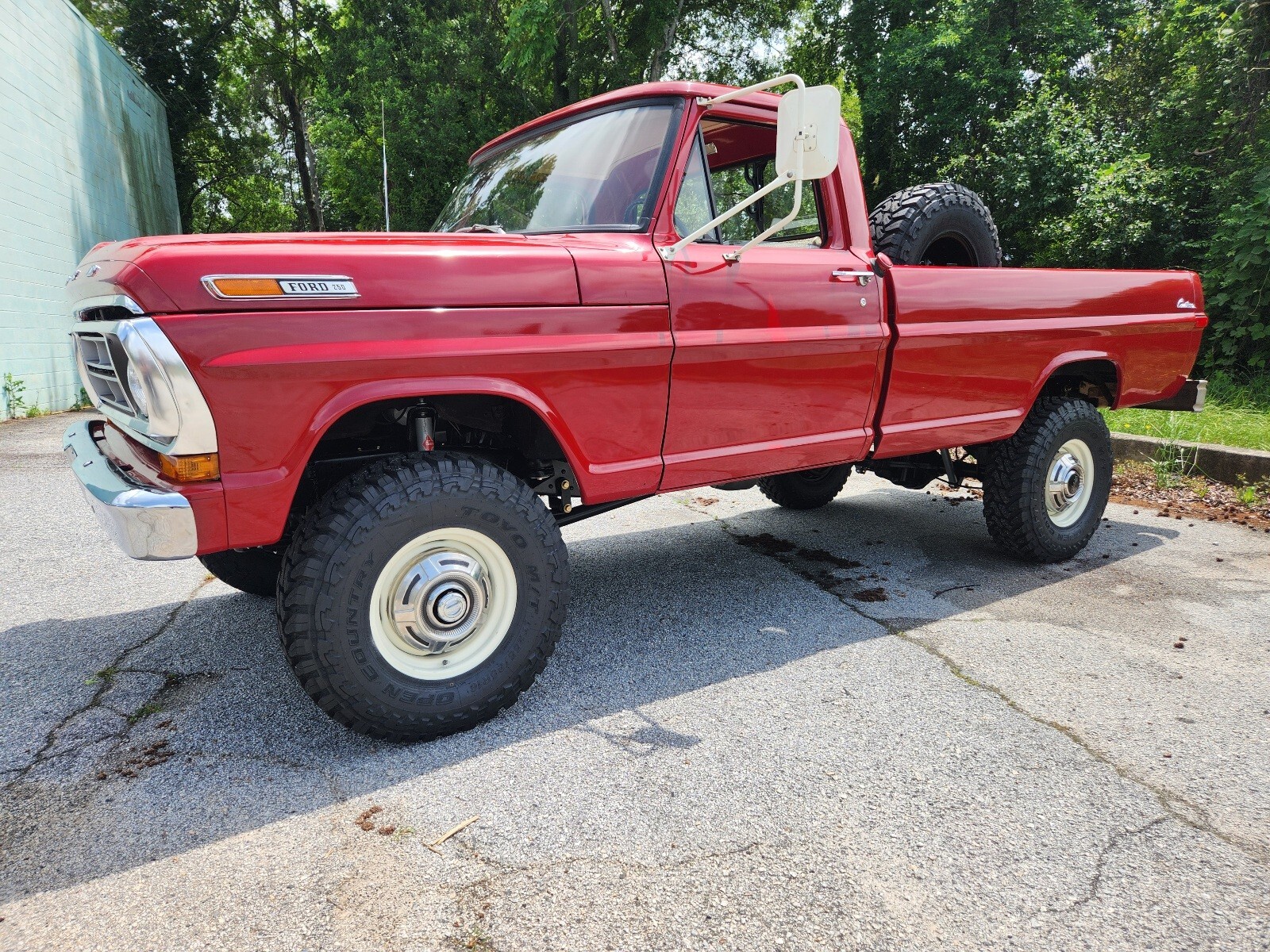 Ford-F-250-1972-Standard-Cab-Pickup