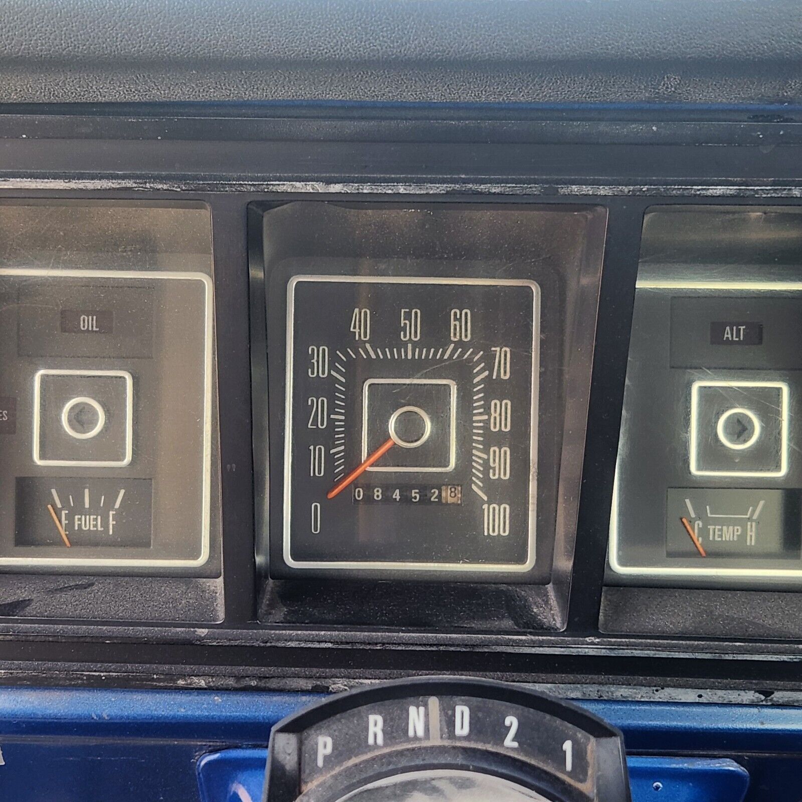 Ford-F-250-1973-Standard-Cab-Pickup-13