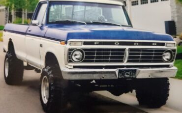 Ford-F-250-1973-Standard-Cab-Pickup