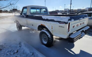 Ford-F-250-1973-Standard-Cab-Pickup-5